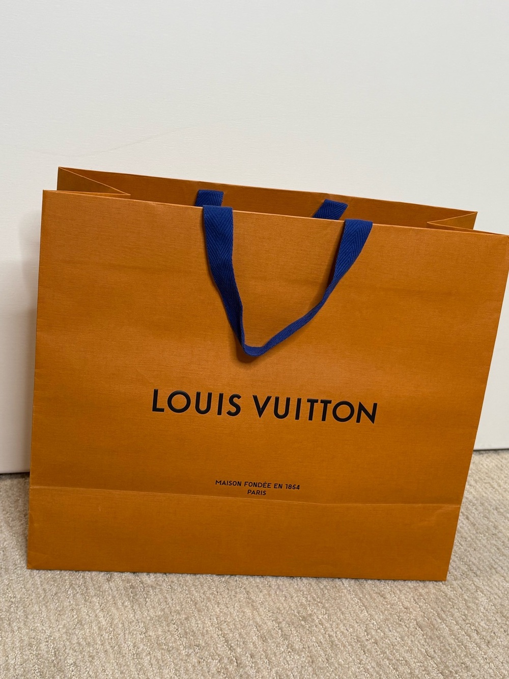 Louis Vuitton Authentic Large Orange & Blue Paper Shopping Bag 15 5/8" X 13 1/4" - Picture 9 of 9